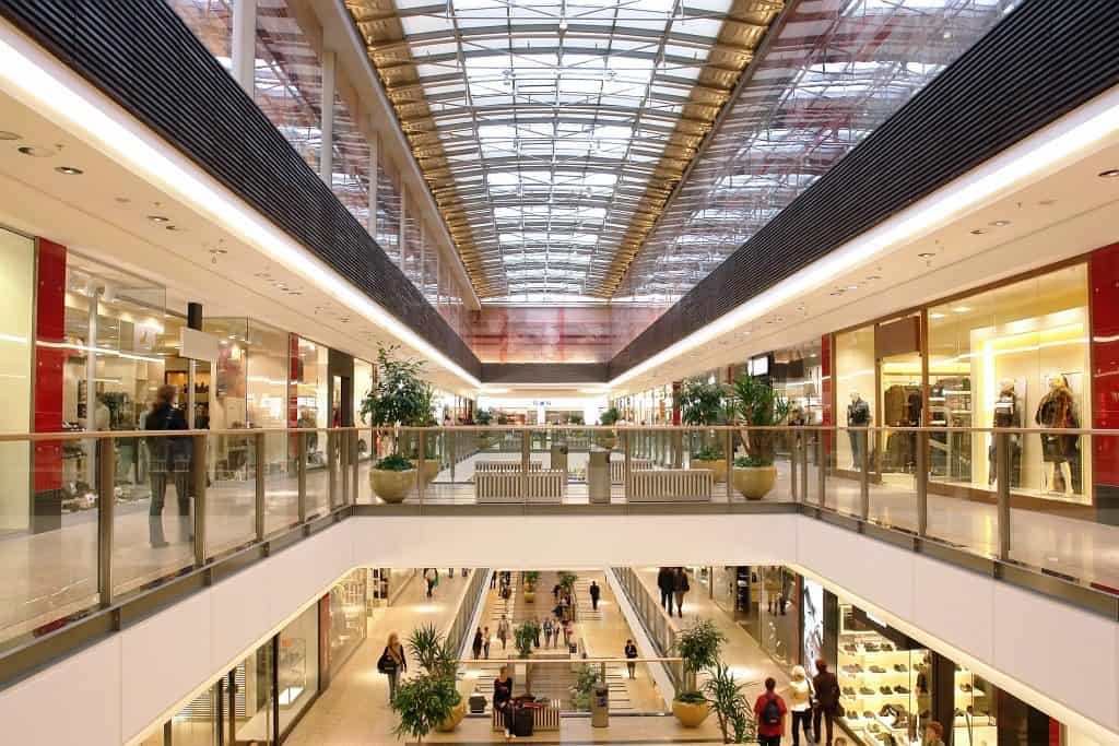 Passage in multilevel shopping mall